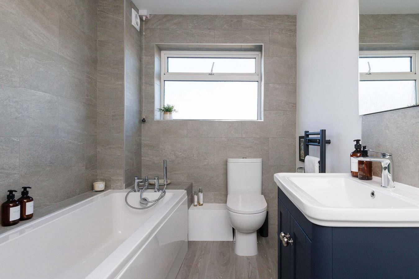 Beautifully Refurbished 4-Bed Beachside Retreat in Selsey, Sussex de l'Ouest