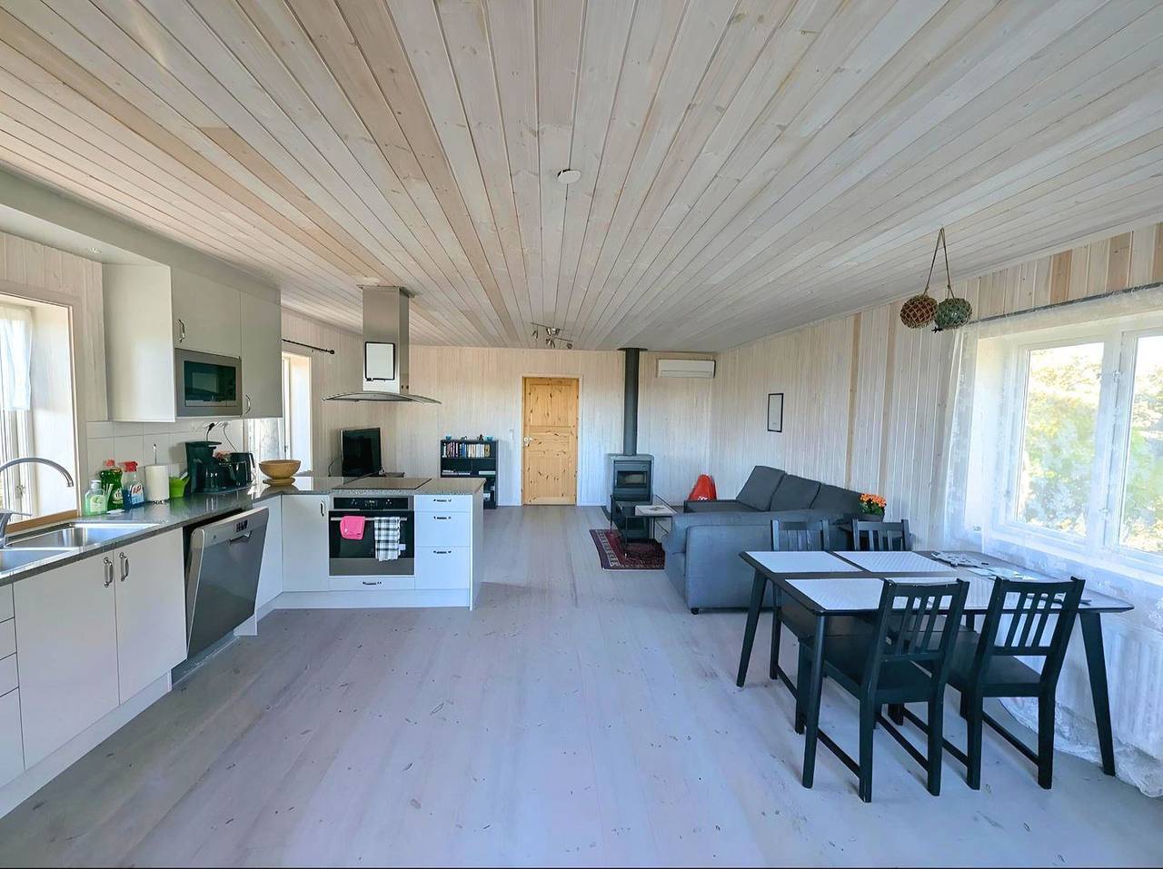 Hus Kråkelund – Dein idyllisches Schwedenhaus mitten in den Schären in Öskarshamn