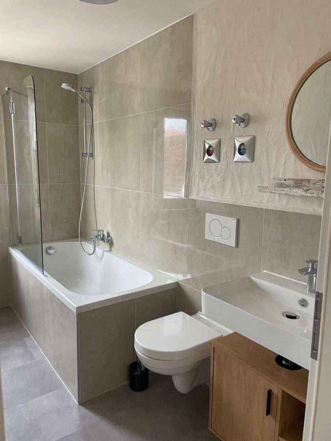 Ferienwohnung für 5 Personen, mit Terrasse und Ausblick in Haßloch - 3