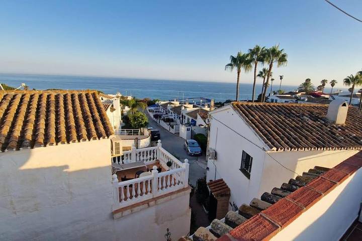 Chalet voor 6 personen, with Balkon and Terras as well as Tuin and Zwembad in Mijas Costa
