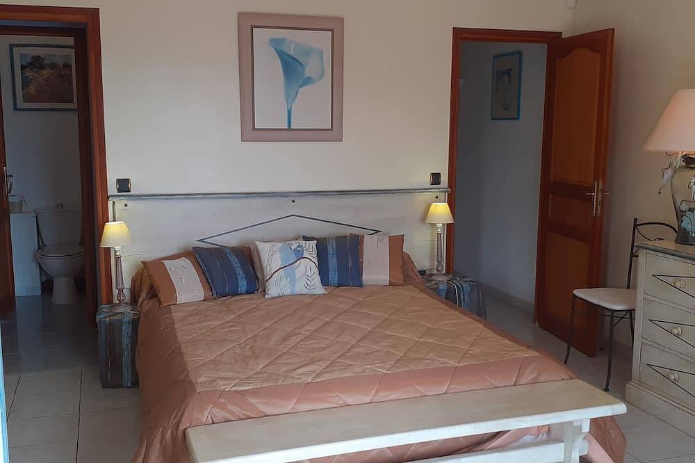 Villa Entre, Ciel, Montagne et mer in Olmeto, Sartène e dintorni