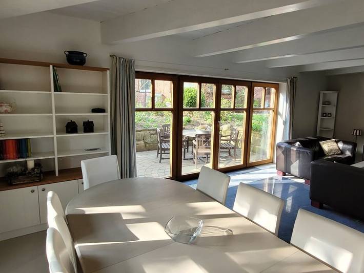 Gemütliche 130 m² große Wohnung mit Terrasse, Küche und WLAN in der Nähe von Alkersum in Nordfriesische Inseln (Schleswig-Holstein) (Schleswig-Holstein), Oevenum