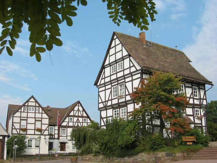 Hotel für 2 Personen, mit Terrasse und Garten sowie Ausblick in Trendelburg - 4