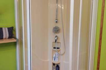 Camping pour 6 Personnes dans La Garde-Freinet, Région de Draguignan, Photo 4