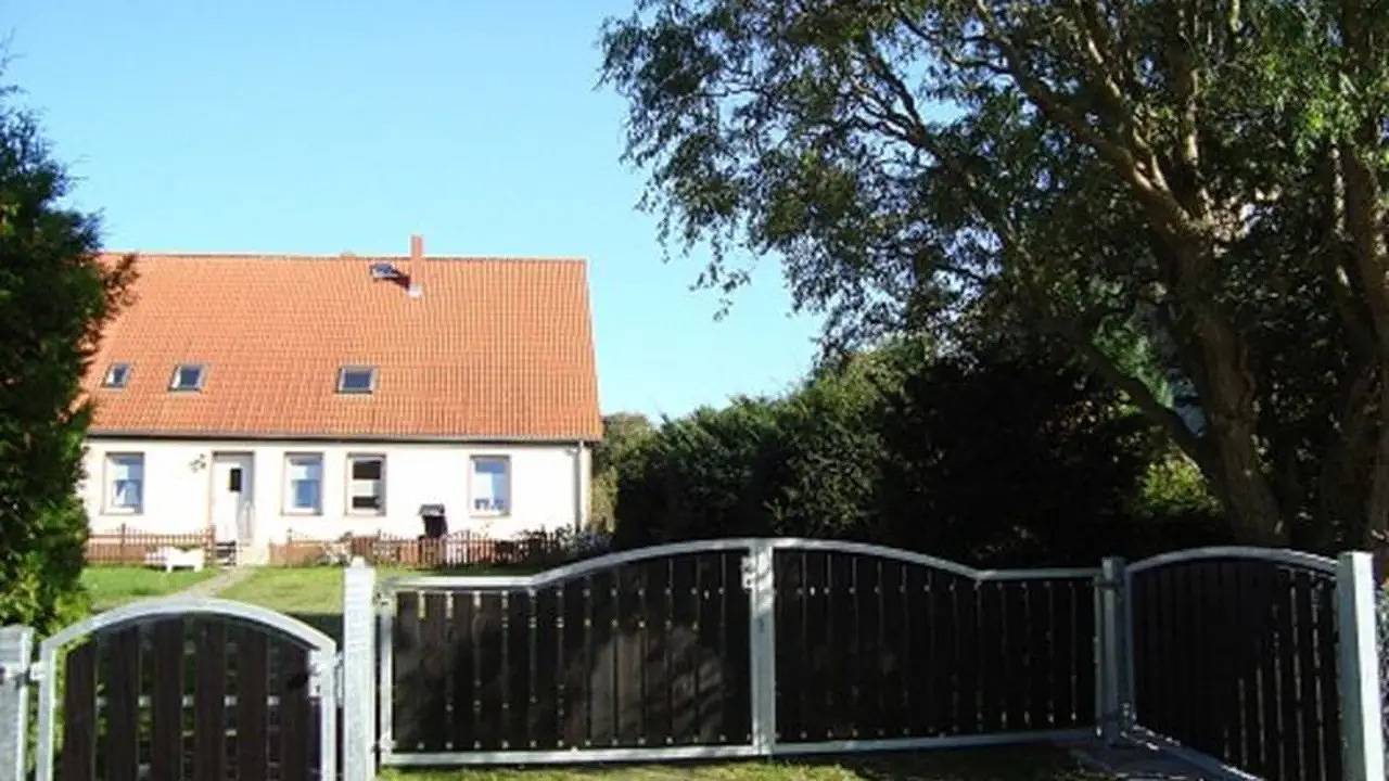 Ganze Ferienwohnung, Ferienwohnung für 2 Personen (32 m²) in Gnies in Ralswiek, Bergen auf Rügen und Umgebung