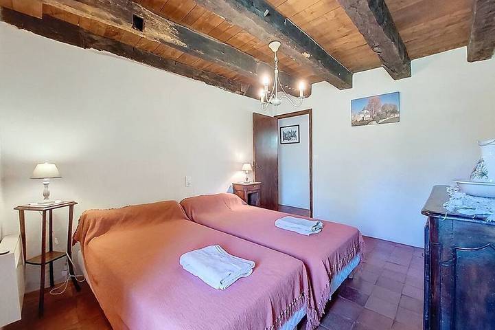 Gîte pour 4 personnes, avec jardin, animaux acceptés à Jayac - 4