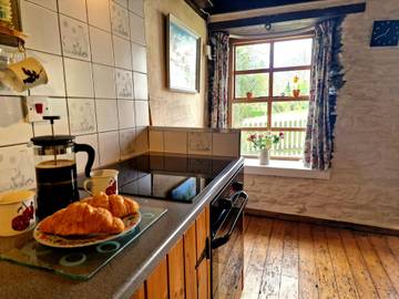 Cottage for 2 People in Ceredigion, Mid-Wales, Photo 3