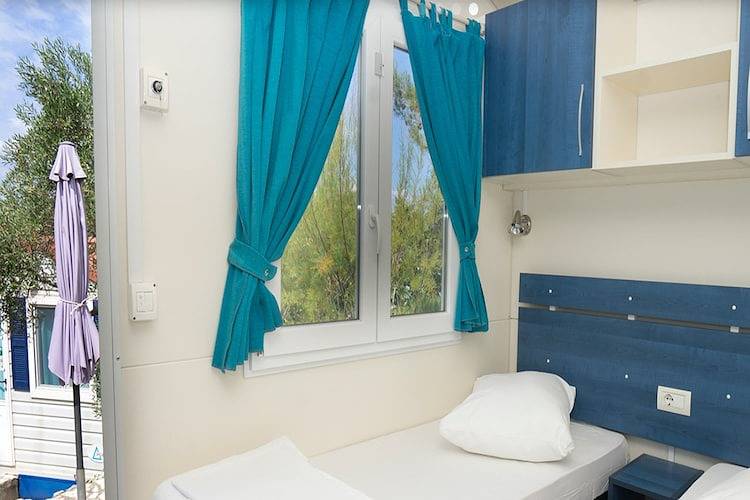 Mobilheim in Cres am Kiesstrand & Marina in Cres Stadt, Cres