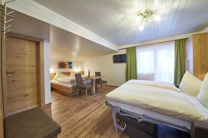 B&B für 4 Personen, mit Sauna und Balkon sowie Ausblick in Saalbach-Hinterglemm-Leogang - 4