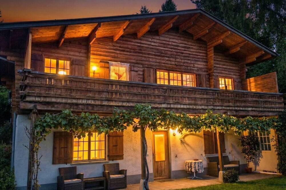 Concierge, Lake Thun/Alps Scenic Views by Swisshut in Sigriswil, Meer van Thun