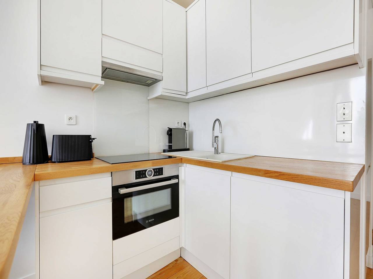 Apartamento entero, Cosy & chic studio - 2P - Levallois in Levallois-Perret, Altos del Sena