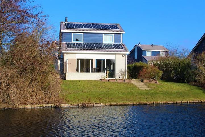 Ferienhaus für 4 Personen, mit Whirlpool und Terrasse sowie Garten und Sauna in De Koog