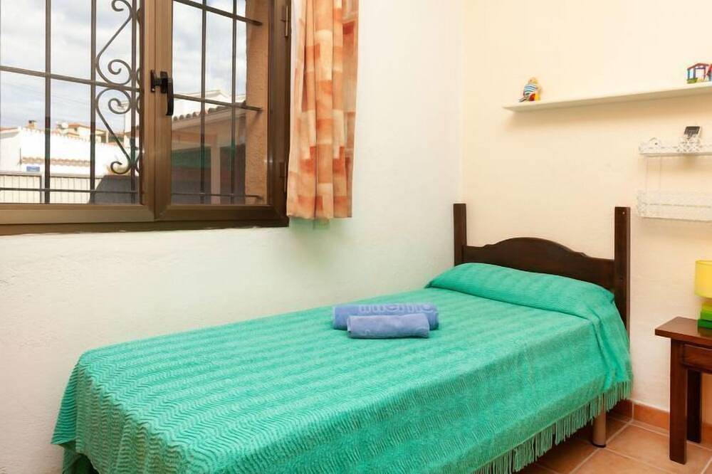 Appartement entier, Adelfa apt. 1 in Sant Martí d'Empúries, L'Escala