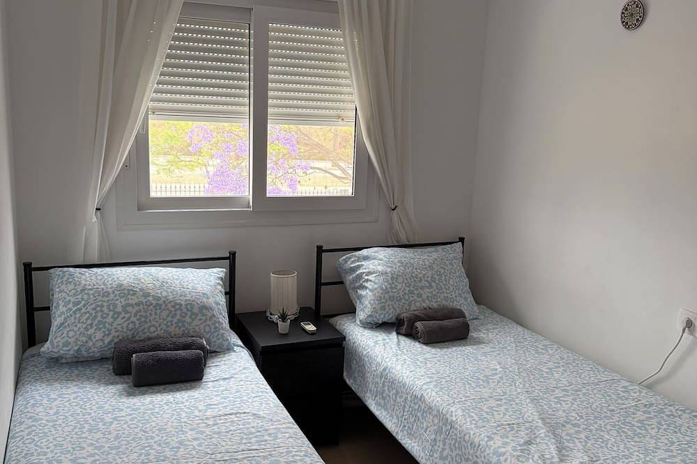 Appartement entier, Serene & peaceful 2-bedroom apartment with Ac in Alhama de Murcia in Alhama de Murcia, Murcia l'intérieur des terres