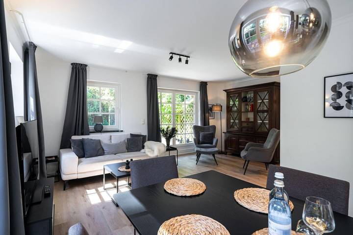 Ferienhaus für 5 Personen, mit Terrasse und Garten sowie Ausblick in Ahrenshoop - 2