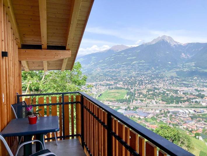 Ferienwohnung für 4 Personen, mit Ausblick und Balkon in Marling - 3