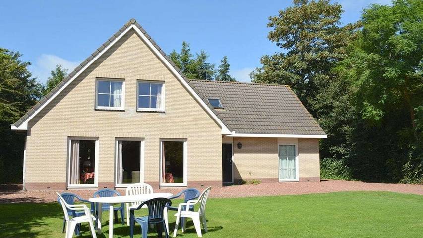 Villa voor 10 personen, met tuin en terras in Domburg