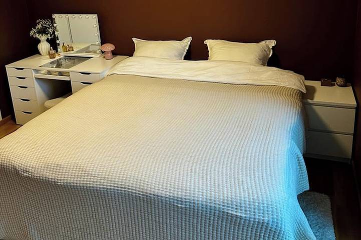 Ganze Wohnung, Tromso 3-Bed Apt, Sleeps 5 with Parking in Tromsø