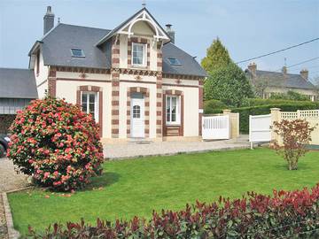 Gîte pour 6 personnes, avec terrasse et jardin à Criquetot-l'Esneval