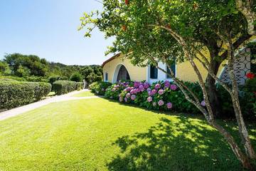 Gîte pour 4 personnes, avec jardin et piscine dans Cala Bitta
