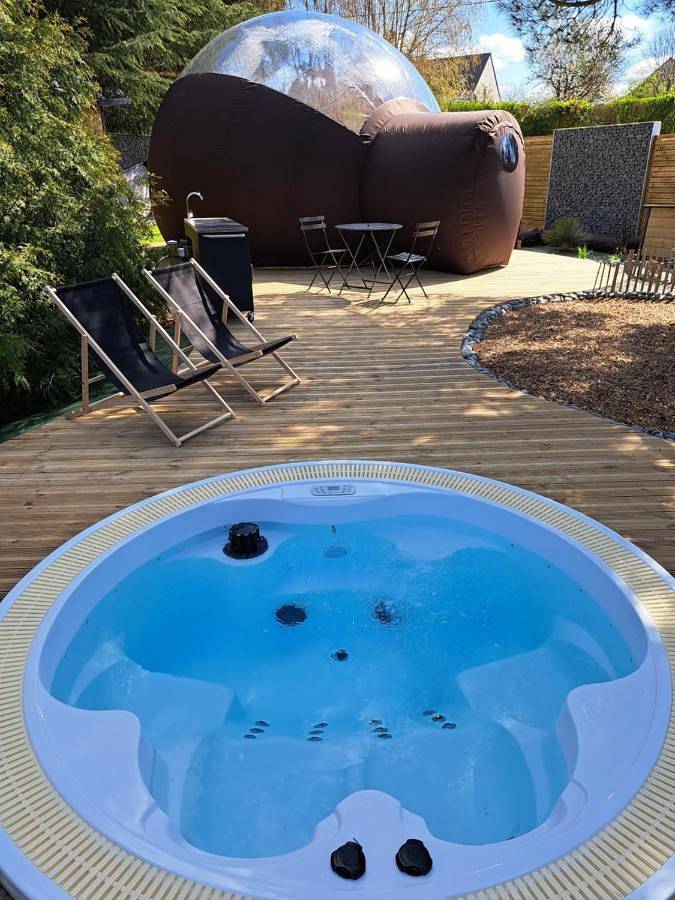 Tente pour 2 personnes, avec Jacuzzi ainsi que Terrasse et Jardin en Indre-et-Loire - 3