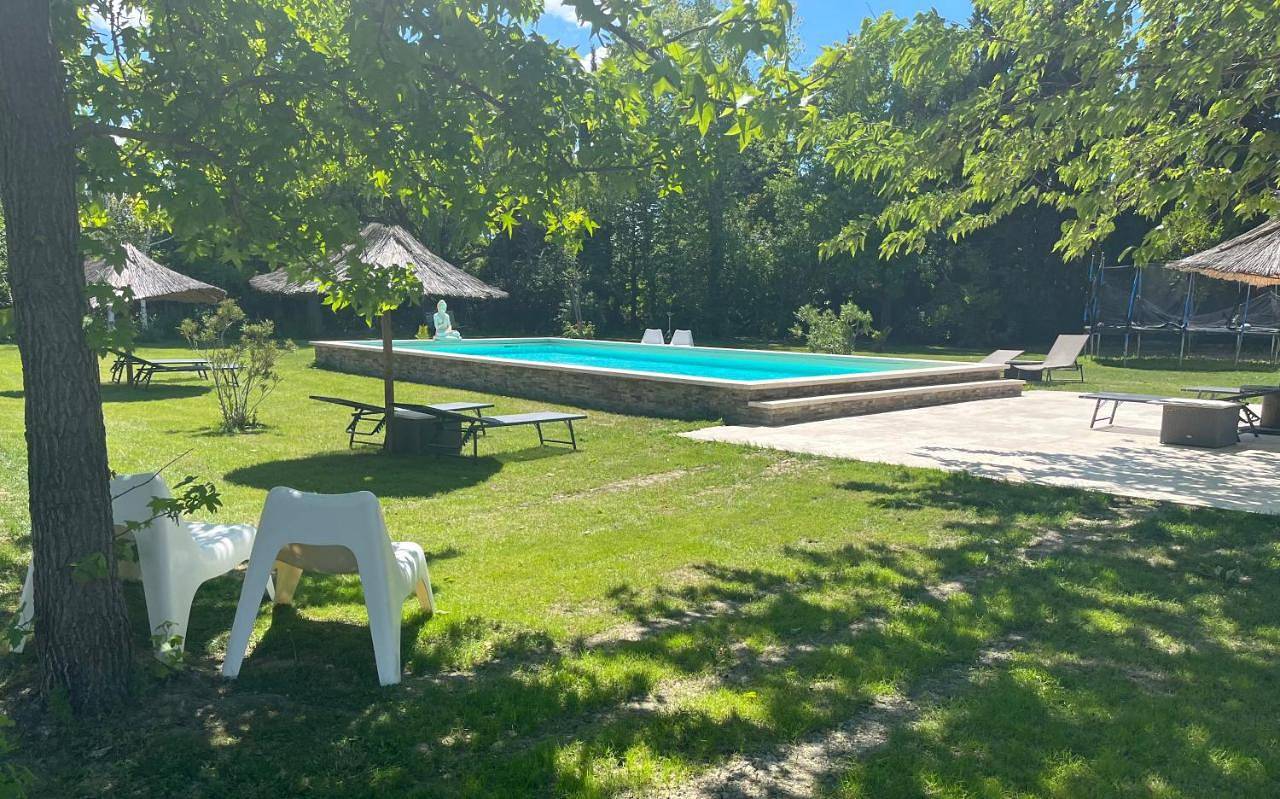 One-Bedroom Chalet in Bédarrides, Vaucluse