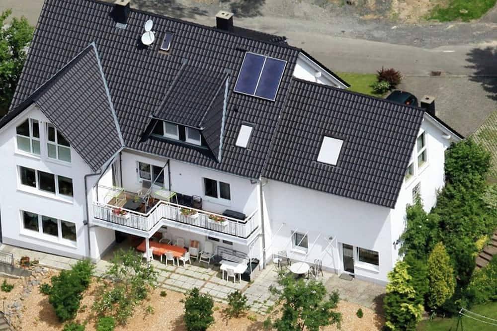 Ganze Wohnung, Wohnung mit eigener Terrasse in Homberg in Homberg, Knüllgebirge