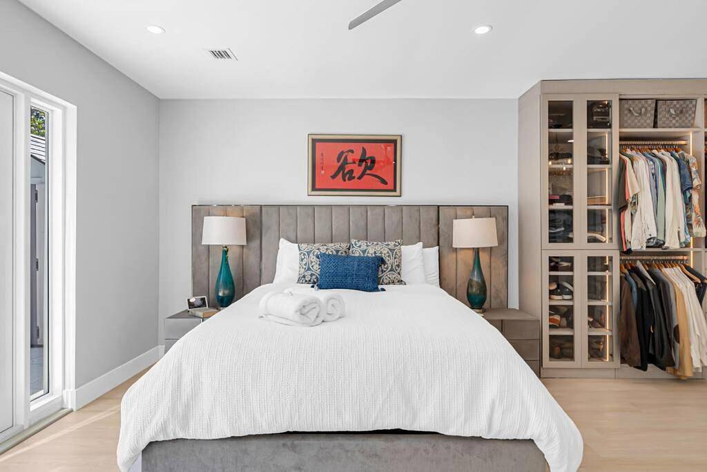 Casa la Miami - Central location Villa with Pool & Gym in Miami, Florida