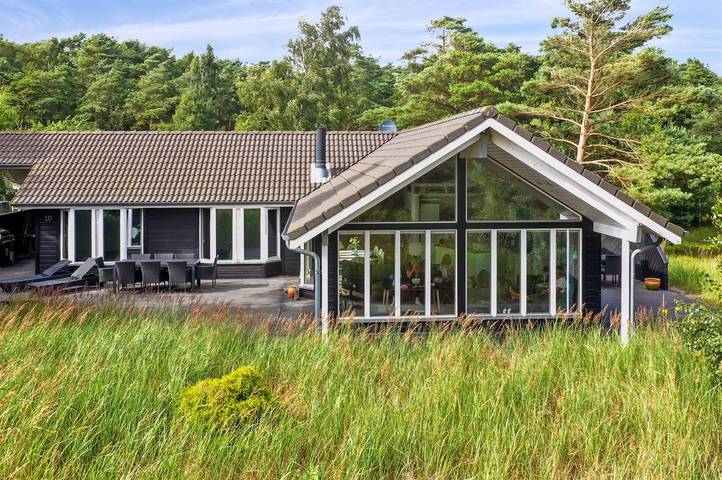 Ferienhaus für 8 Personen, mit Whirlpool und Terrasse sowie Sauna in Østre Sømarken