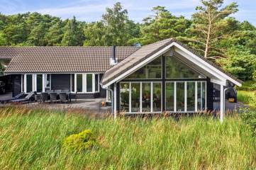 Ferienhaus für 8 Personen, mit Terrasse und Whirlpool sowie Sauna auf Bornholm