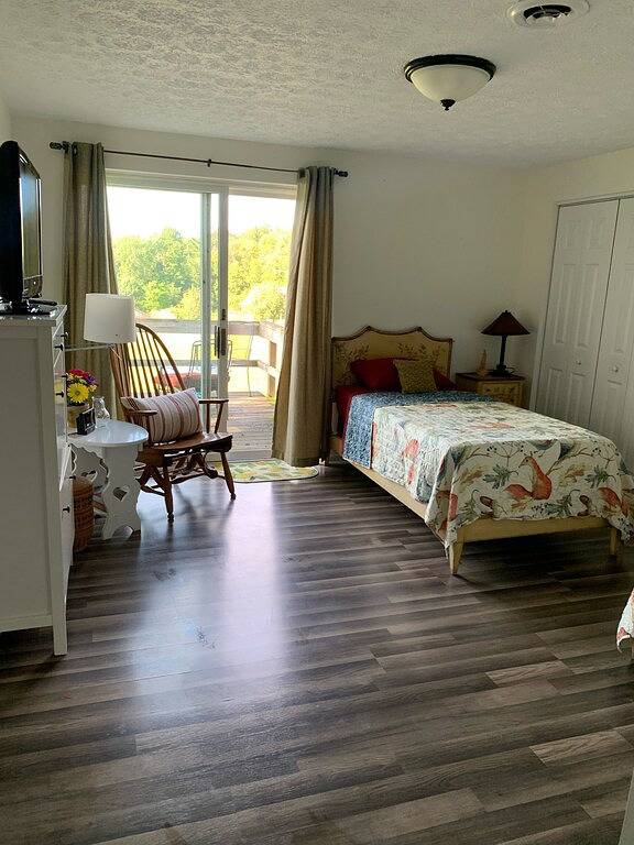 Landhaus in Stoneycreek Acres in Geauga County