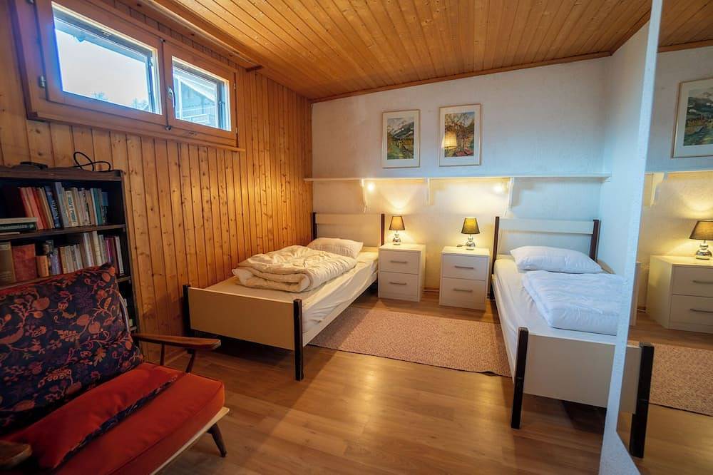 Appartement entier, L'appartement se situe en contre-bas de la route de Villars mi-chemin du village de Gryon et de la t in Gryon, Alpes Vaudoises