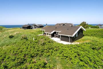 Ferienhaus mit Meerblick für 6 Personen, mit Terrasse in Grønhøj Strand