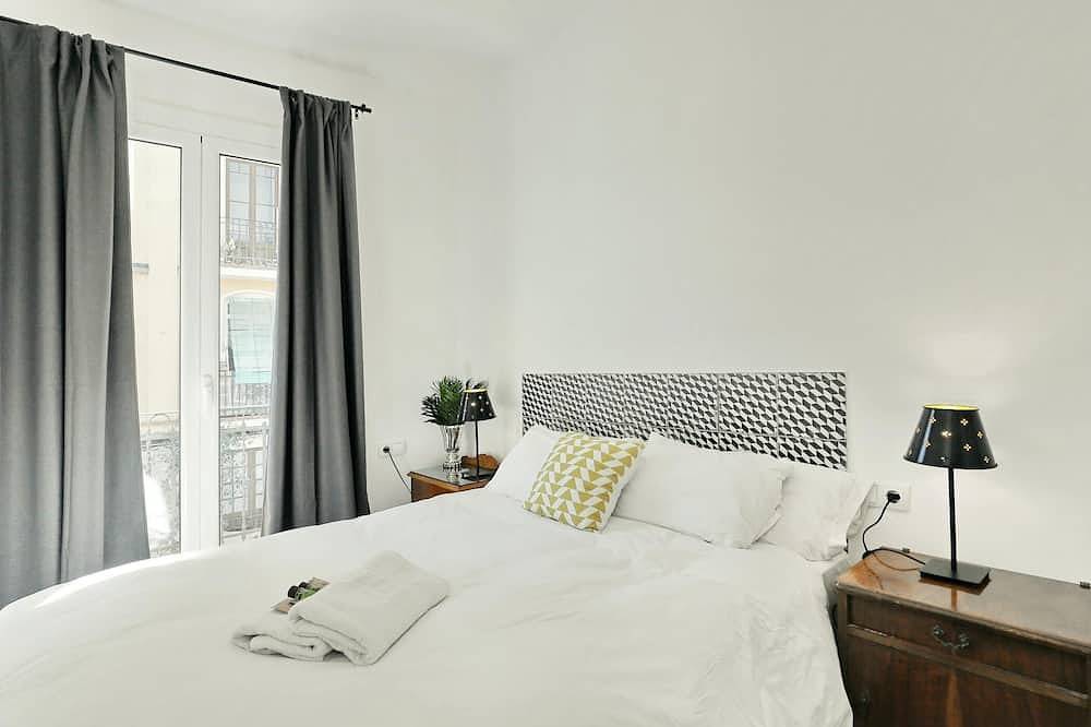 Entire apartment, Casa Nanit Apt A near Camp Nou in Hospitalet de Llobregat, l'Hospitalet de Llobregat