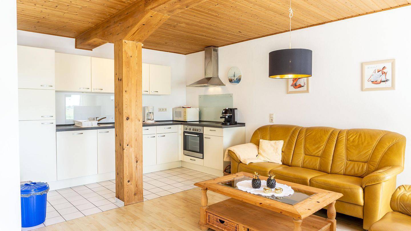 Ganze Wohnung, Ferienwohnung auf dem Ferienhof Nickelswarft 1 in Poppenbüll für 2-4 Personen in Poppenbüll, Eiderstedt
