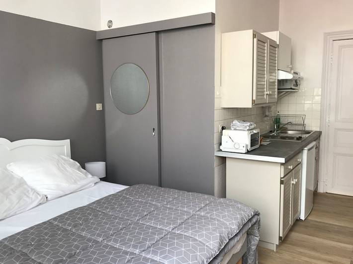 Studio pour 2 personnes, animaux acceptés