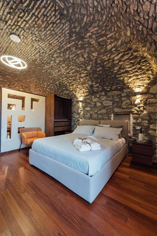 Appartamento per 4 persone, con Balcone e Idromassaggio nonché Sauna e Panorama a Calitri