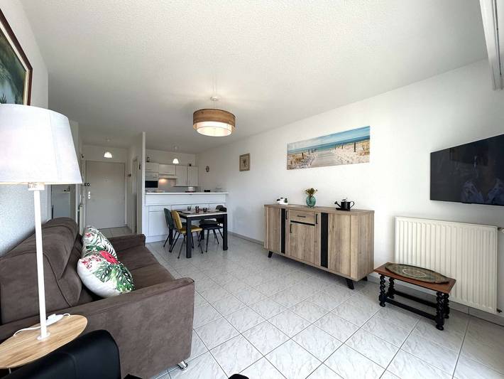 Apartamento entero, Apartamento acogedor con balcón y parking a 700m del centro y playa - Saint Gilles Croix de Vie in Saint-Gilles-Croix-de-Vie, Valle del Loira