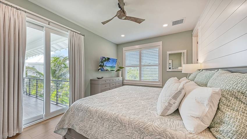 Vacation rental for 16 people, with balcony and hot tub in Siesta Key