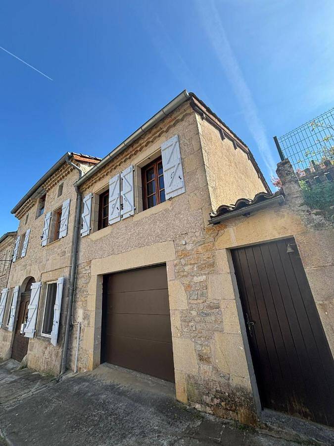 Casa de vacaciones para 6 personas, con piscina además de vistas y jardín - 1