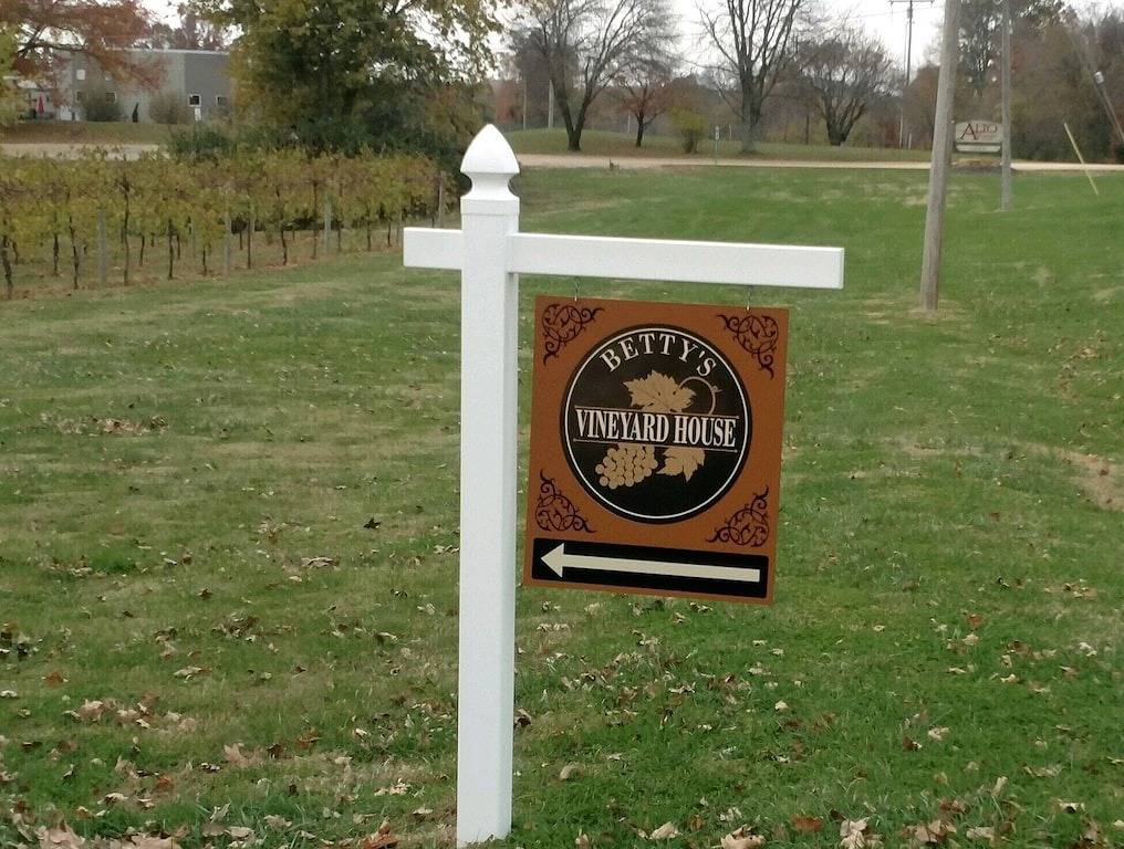 Betty's Vineyard House - Auf dem Shawnee Wine Trail in Alto Pass, Union County (IL)