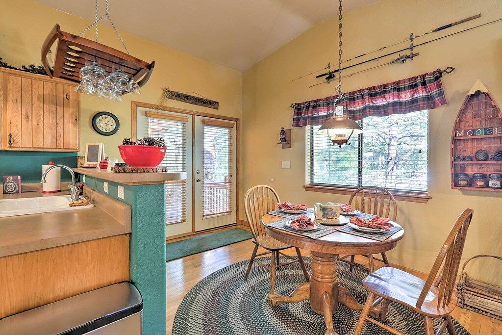 Neu! Cabin w / 3 Decks ~ 4 Mi zum Old Town Flagstaff! in Flagstaff, Coconino Nationalwald
