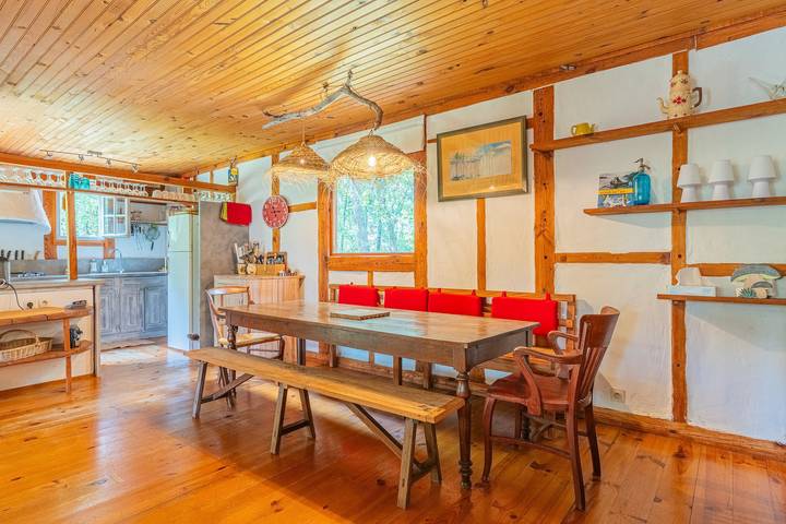 Holiday Home 'Maison Landaise' with Private Terrace, Private Garden and Wi-Fi in Pissos, Landes