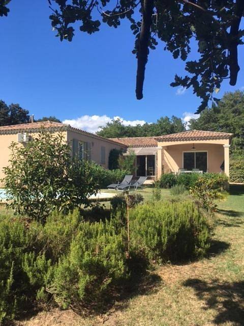 Location de vacances pour 8 personnes, avec jardin ainsi que piscine et vue à La Capelle-et-Masmolène - 2