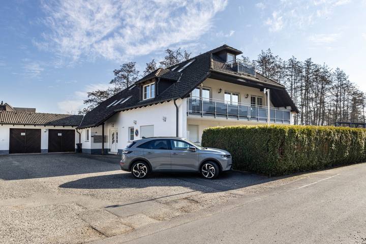 Appartement entier, Appartement "Terrasse" avec terrasse privée et Wi-Fi in Föritztal, Région de Sonneberg