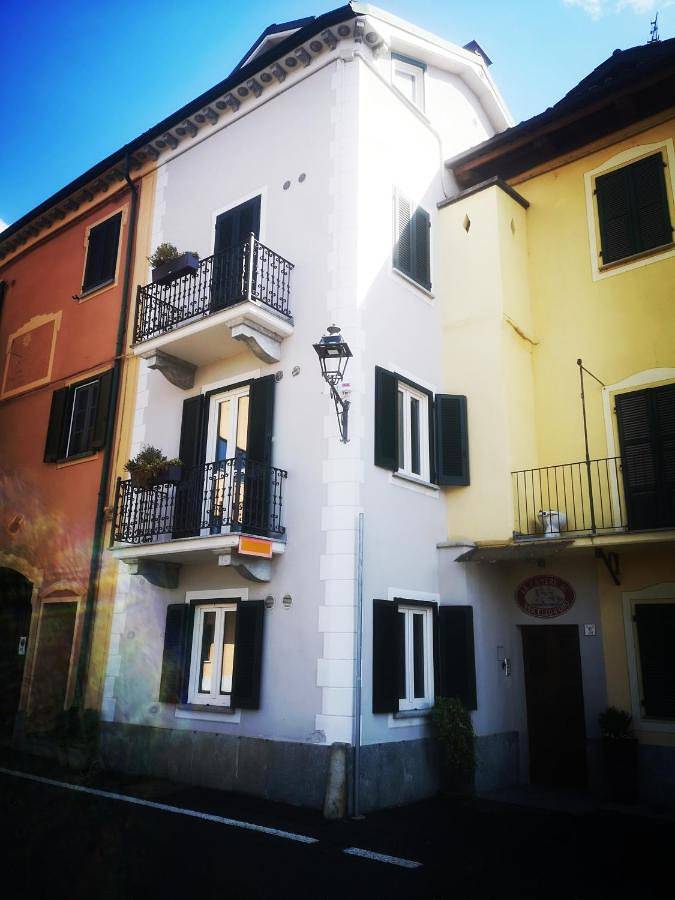 Le Camere del Vascello d'Oro in Carrù, Province de Coni