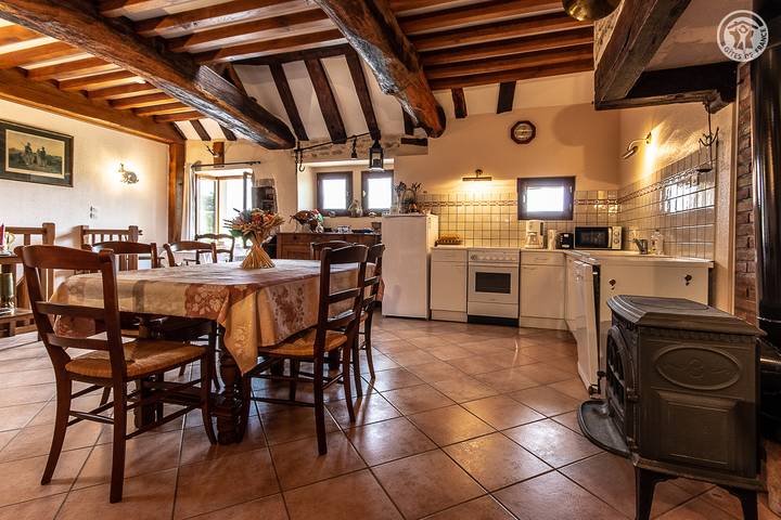 Gîte pour 3 personnes, avec terrasse à Azé (Saône-et-Loir) - 2