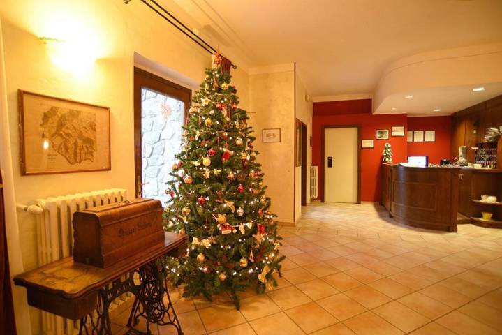 Hôtel pour 3 personnes, avec jardin à Pievepelago - 4