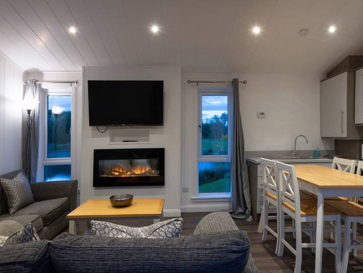Lodge for 4 people, with garden in Scotland