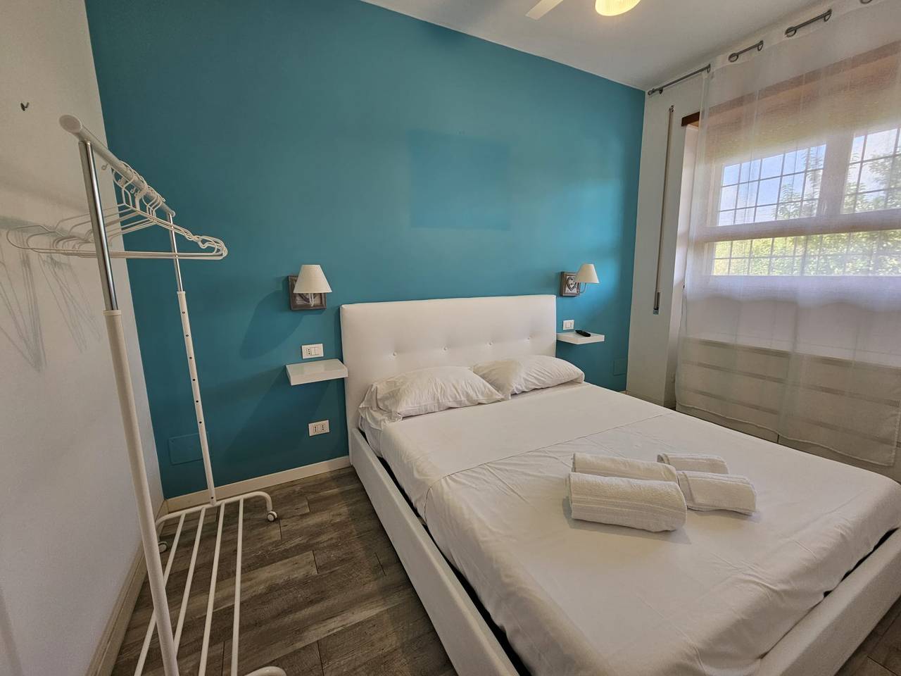 Ganze Wohnung, Isabella Apt with Sea View and Private Beach in Santa Marinella, Rom Provinz